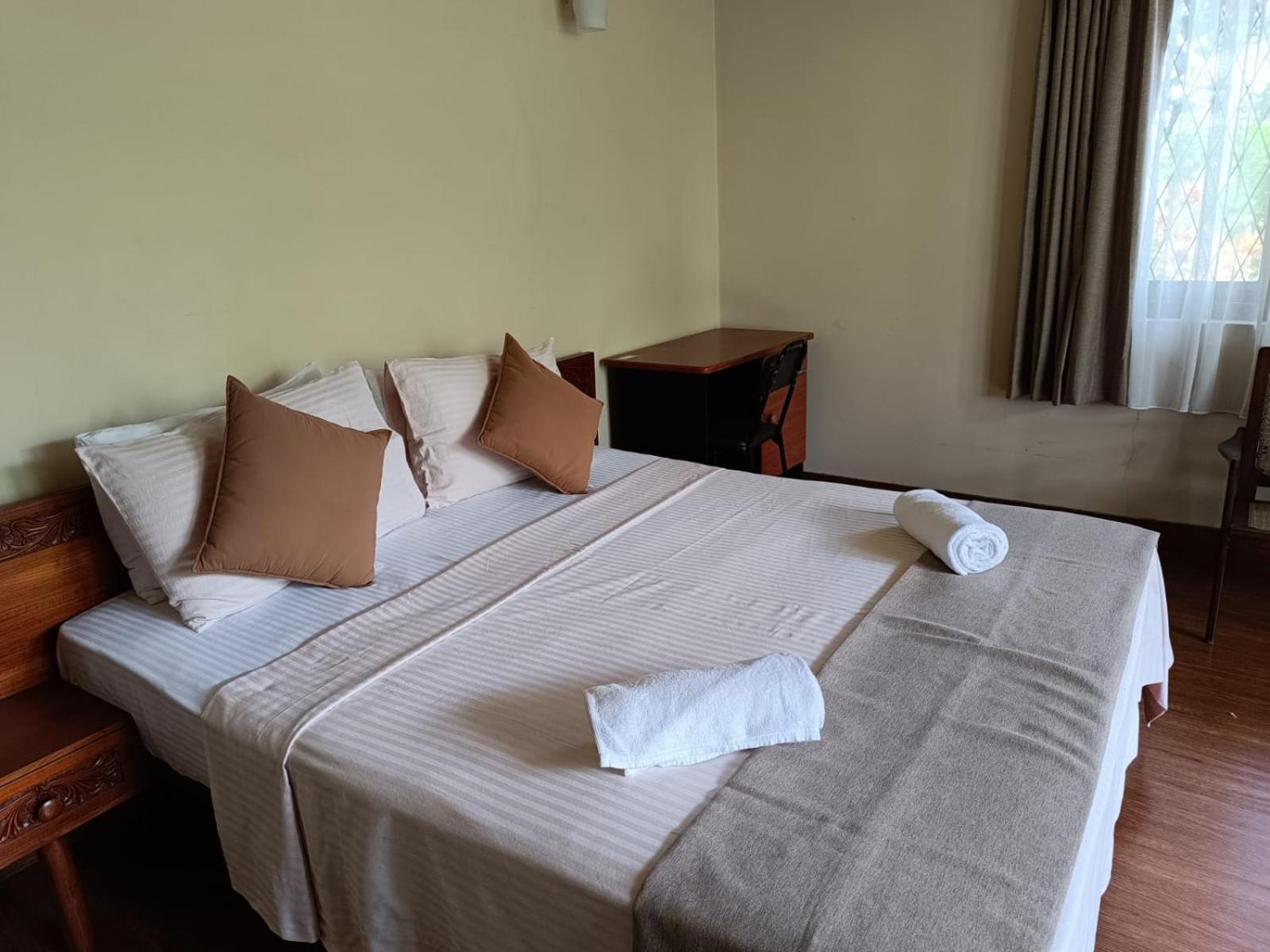 Shalom Appartement Peradeniya Buitenkant foto