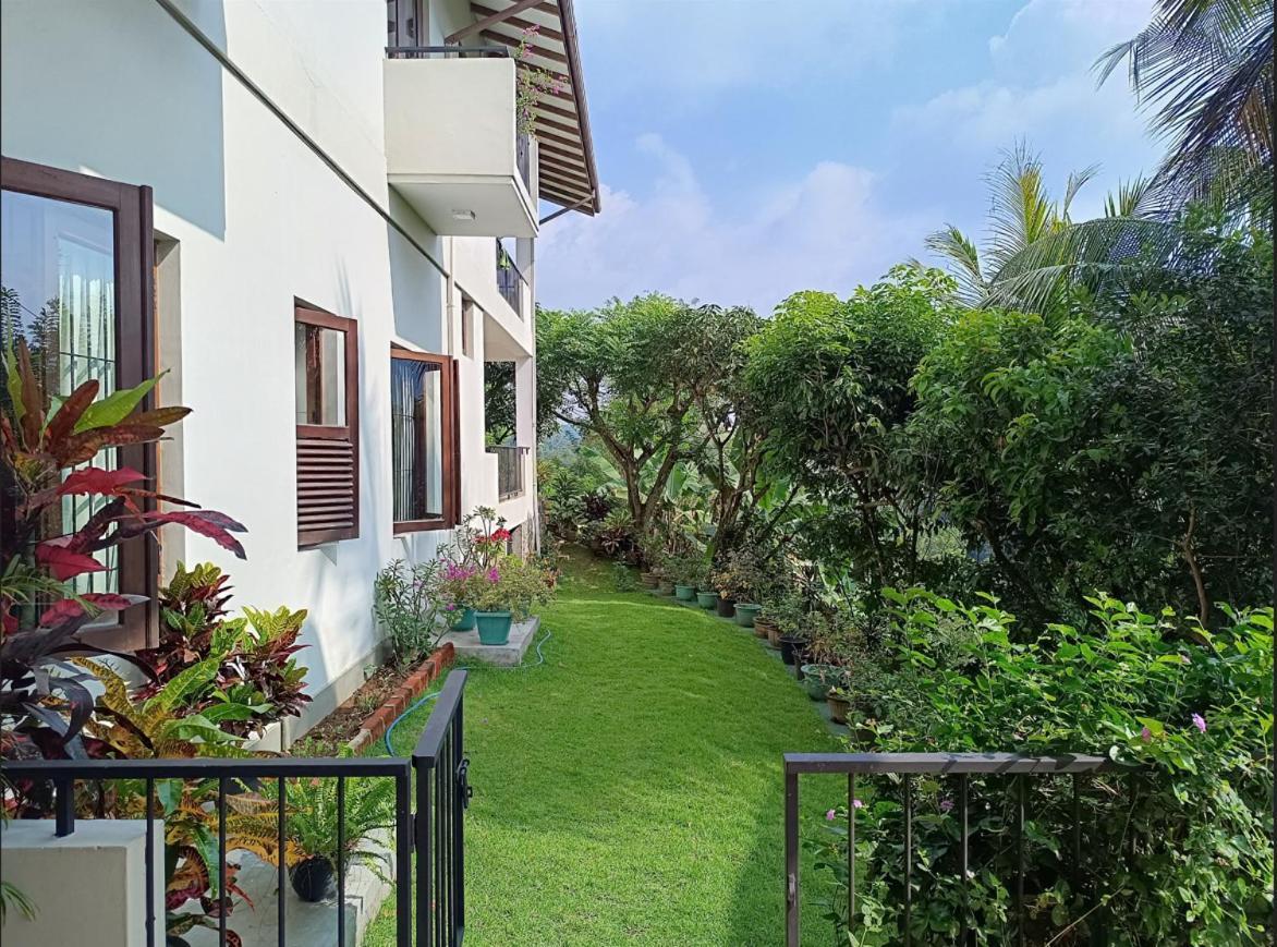 Shalom Appartement Peradeniya Buitenkant foto
