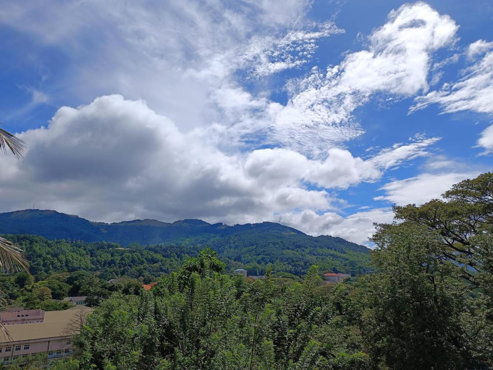 Shalom Appartement Peradeniya Buitenkant foto